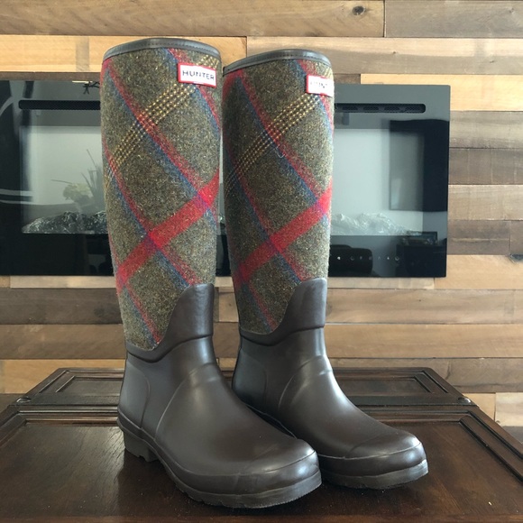 hunter plaid rain boots